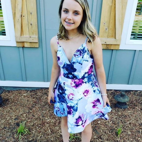 The reason for my closet & a peek into my 🌍 - Picture 7 of 16